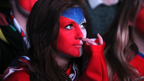 Prohlédněte si fotografie z Olympijského parku na Letné, kde několik tisíc fanoušků sledovalo hokejové drama Česko - Slovensko.