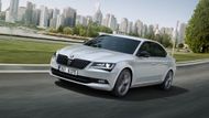 Škoda připravila například sportovní designový paket pro svůj model Superb.