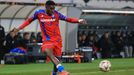 Rafiu Durosinmi v zápase EL Viktora Plzeň - Lazio