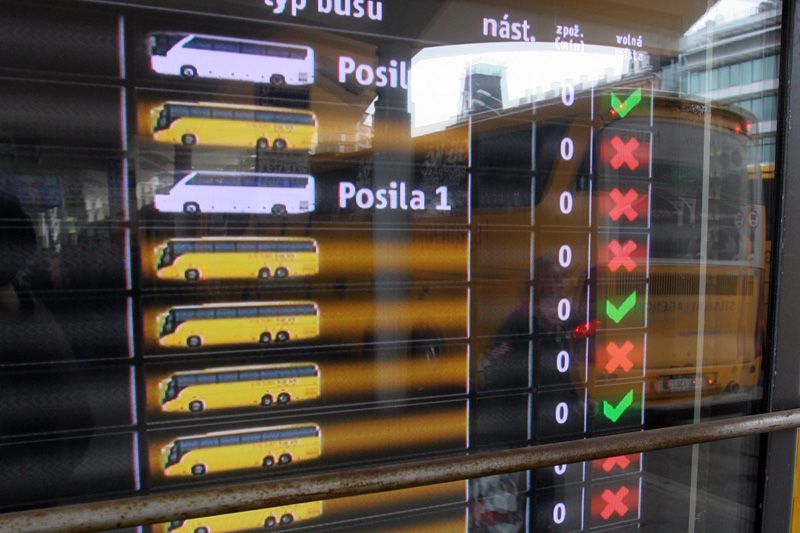 Autobusy na D1 mezi Brnem a Prahou
