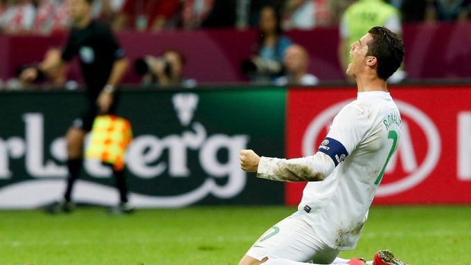 Cristiano Ronaldo se raduje po postupu do semifinále Eura