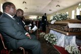 Morgan Tsvangirai se po smrti své manželky nechal slyšet, že "život jde dál".