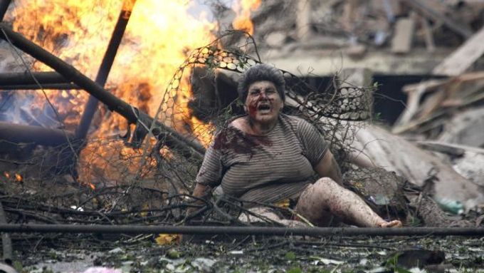V srpnu 2008 se ruští a gruzínští vojáci střetli kvůli Jižní Osetii. Při bombardování umírali i civilisté.
