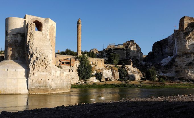 Starověké město Hasankeyf v Turecku, které zatopí  plánovaná vodní přehrada.