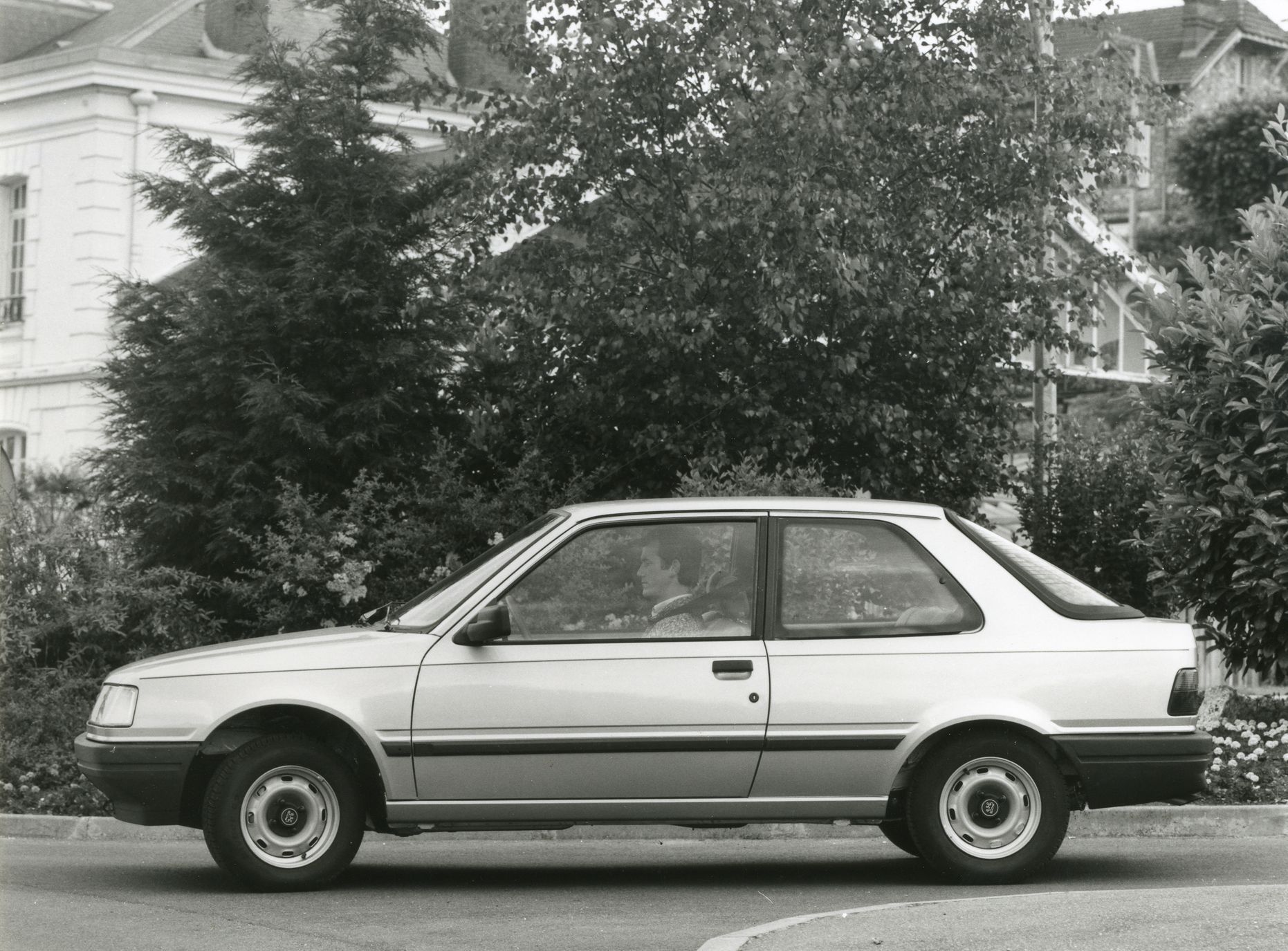 Peugeot 309