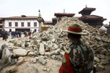 Nepál zasáhlo nejsilnější zemětřesení od roku 1934. Mělo sílu 7,8 stupně.