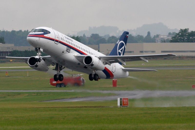 Paris Air Show aneb setkání letadel v Le Bourget