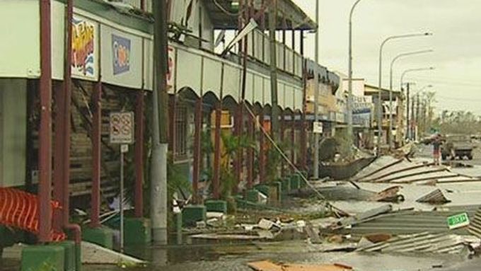Hurikán Larry ničil v Austrálii