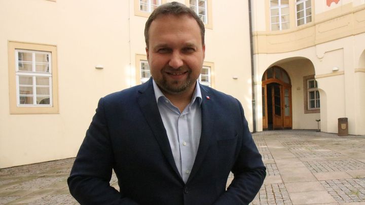 Kdybychom zvýšili všechny podpory, nebudeme brzdit inflaci, varuje Jurečka; Zdroj foto: Radek Bartoníček