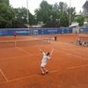 David Pastrňák hraje tenis na pražské Štvanici
