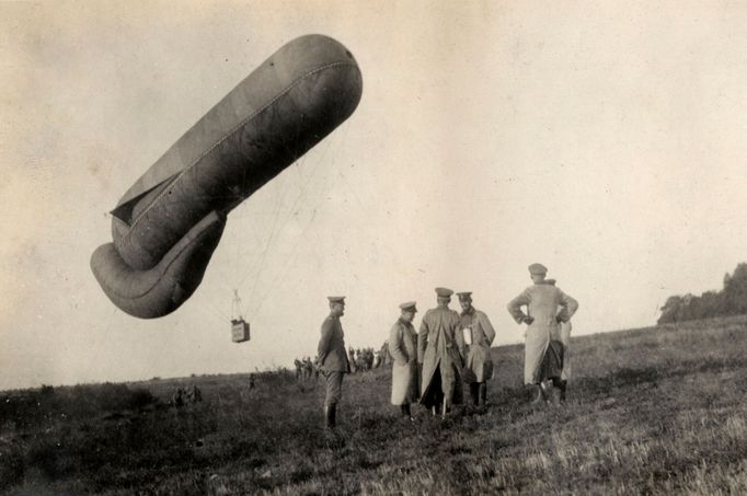 German officers stand near an observation balloon near the Western Front in this handout picture taken in 1915.