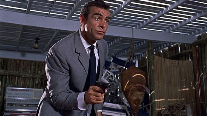 Sean Connery v první bondovce Dr. No.