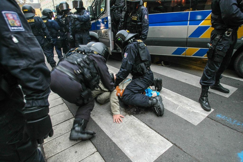Protirežimní demonstrace
