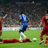 Ribéry po penaltovém faulu Drogby ve finále Ligy mistrů Bayern - Chelsea