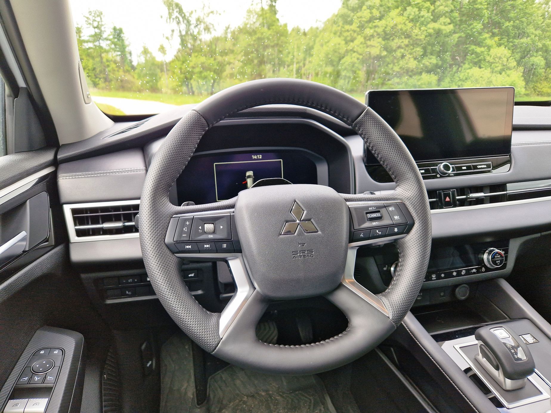 Mitsubishi Outlander PHEV test
