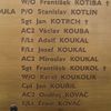 Odhalení pamětní desky Čechoslovákům bojujícím v RAF na památníku na Klárově v Praze
