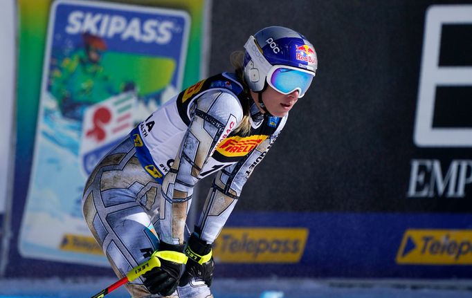 Ester Ledecká v cíli super-G na MS 2021