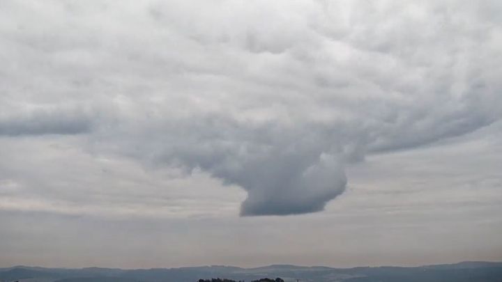 Co se vznášelo nad Sázavou? Podivný vír zamotal hlavu českým meteorologům; Zdroj foto: Facebook/ Český hydrometeorologický ústav