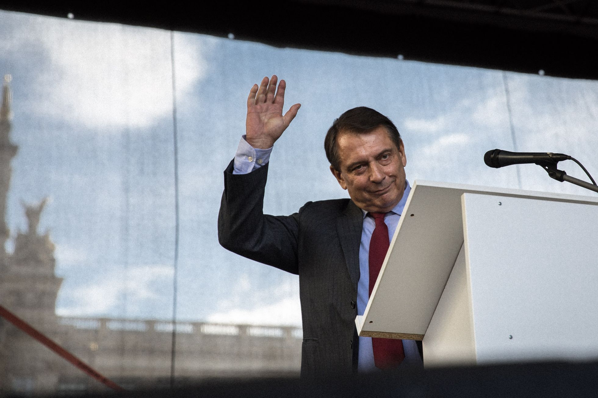 Protivládní demonstrace za demisi vlády 28. října 2022, Václavské náměstí - Jiří Paroubek