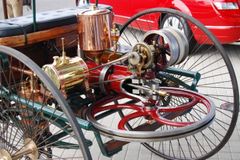 Ukradený patent? Benz s prvním autem předběhl Čechy