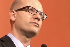 Sobotka: Švejnar skončil, druhého kandidáta nemáme