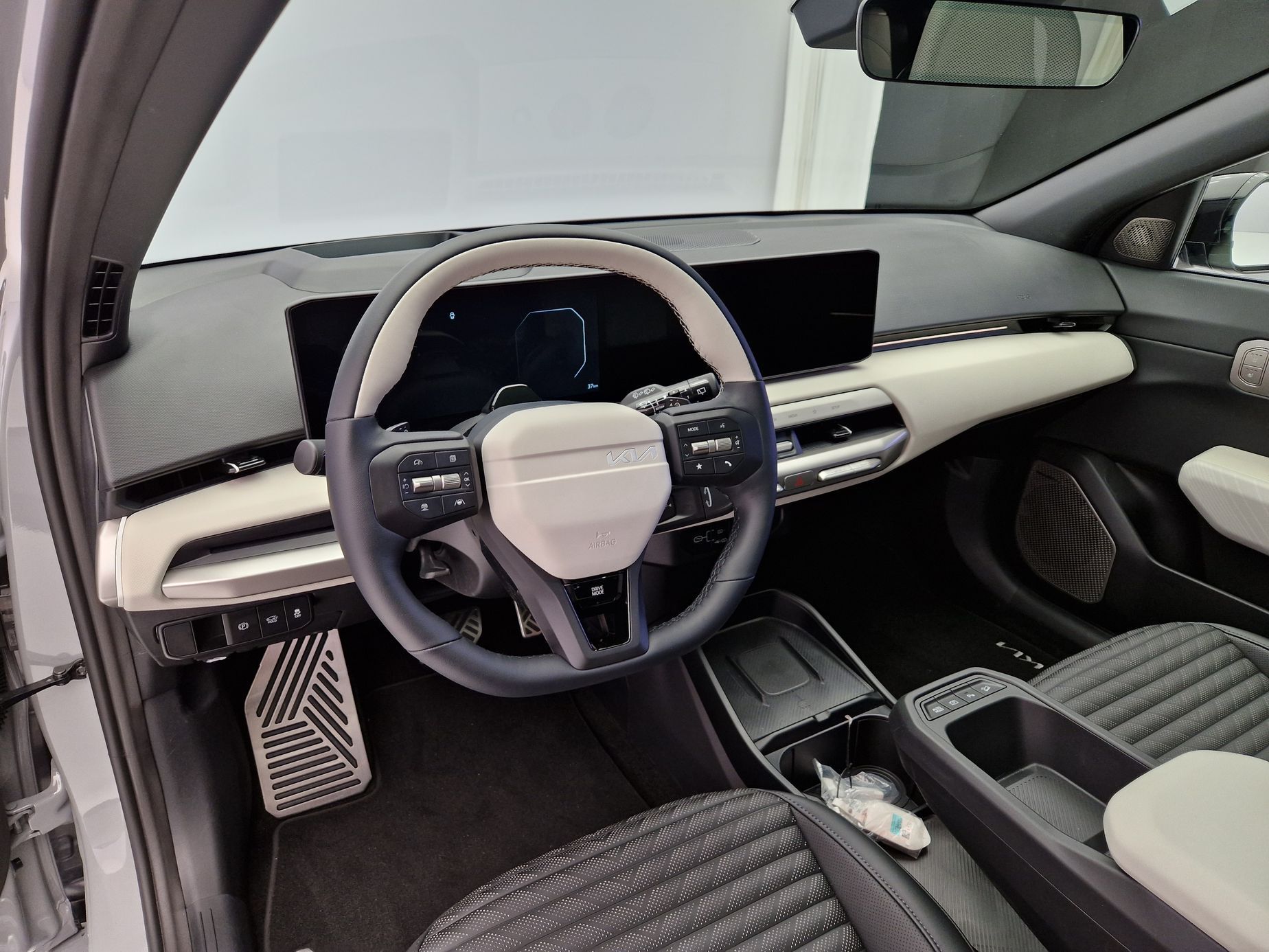 Kia EV4 živě Španělsko