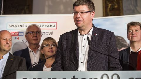 Neohrozíme pražskou koalici otázkou, kdo bude primátor, říká Pospíšil