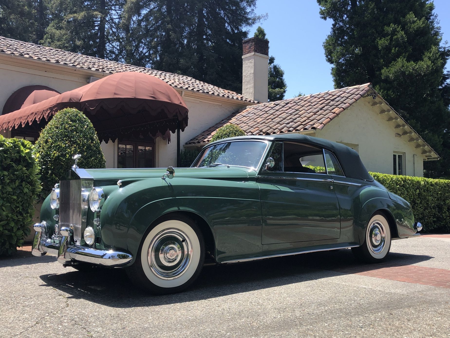 Rolls-Royce Silver Cloud II po Elizabeth Taylor