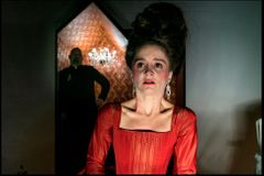 RECENZE Marie Antoinetta je krásně povrchní. I ta Špinarova