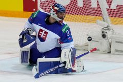 Cizinci v KHL navzdory válce: Čtyři Češi i plno Kanaďanů. Hudáček dál dělá své show