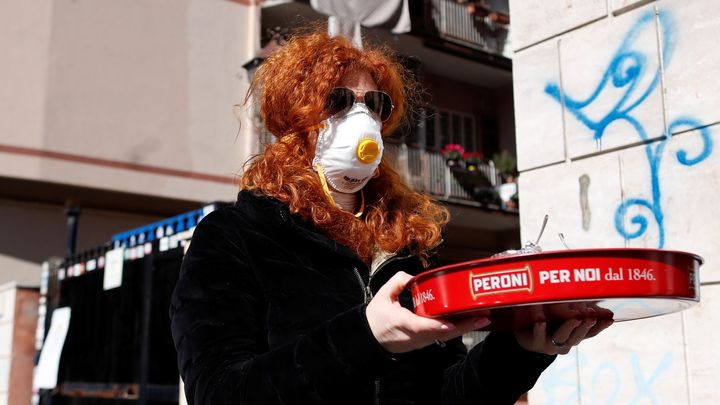 Přehledně: Cestování, školy, kultura. Co všechno vláda zakázala kvůli koronaviru