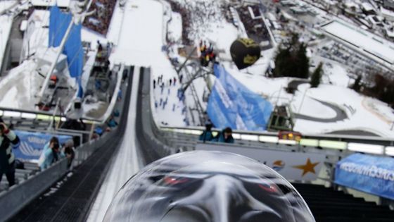 Suverenní Schlierenzauer, pobitý Hilde. Turné čtyř můstků je v polovině