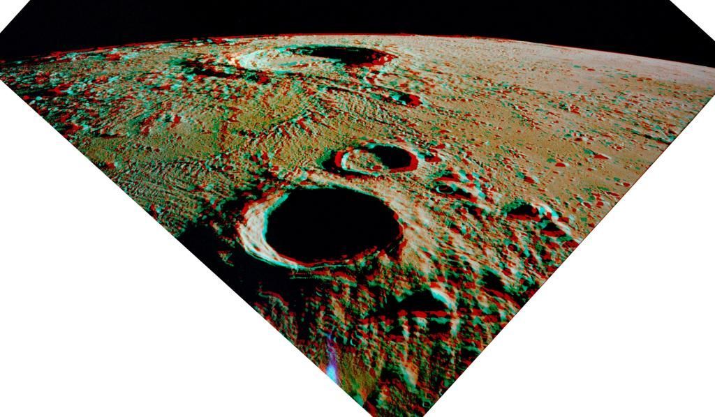 3D - Apollo 12 na Měsíci