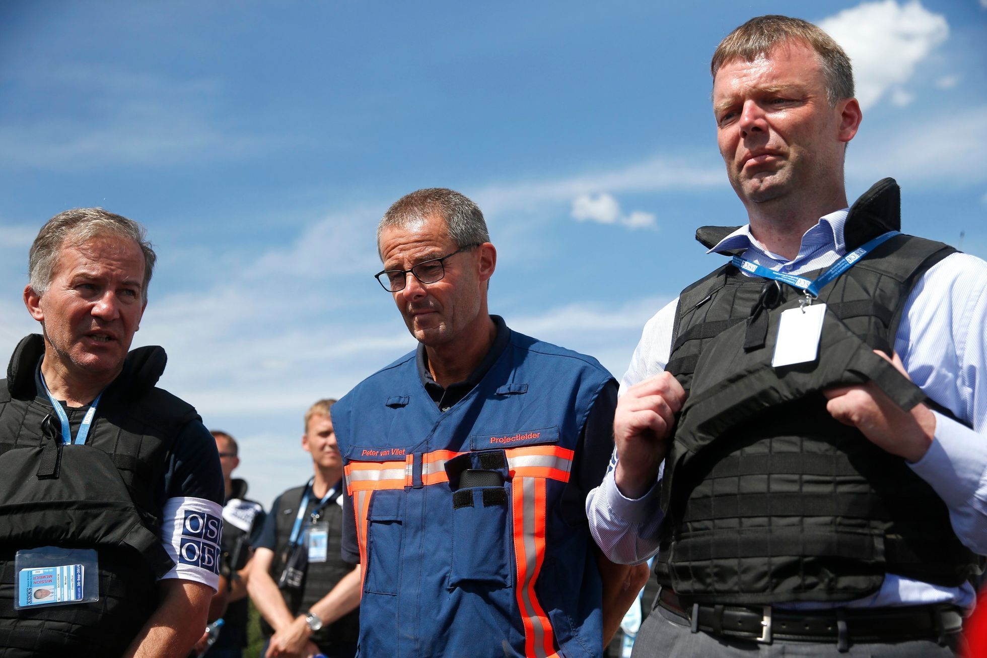 Trosky sestřeleného letu MH17
