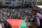 Palestinci v ulicích slaví nanečisto Den nezávislosti