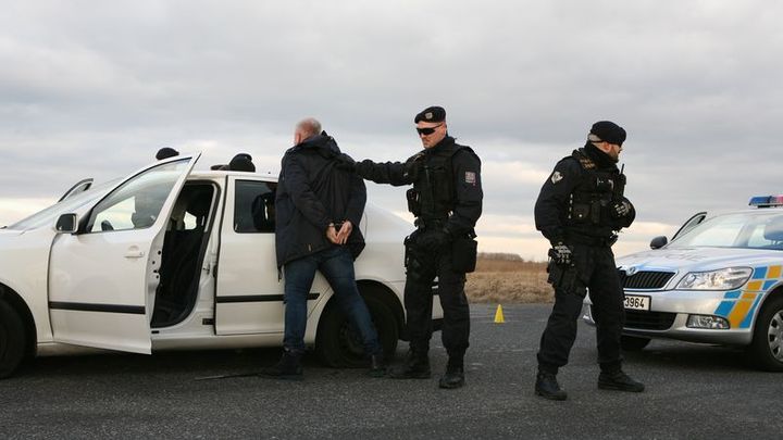 Muž vyhrožoval útokem na nemocnici v Uherském Hradišti, policisté ho zadrželi