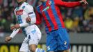 Fotbal, Evropská liga, Plzeň - Neapol: Daniel Kolář (vpravo) a Marco Donadel