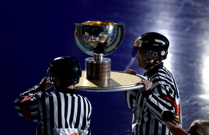 MS v hokeji 2013, Finsko - Německo: trofej pro mistry světa