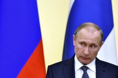 Putin podepsal protiteroristické zákony. Vezmou svobodu všem Rusům, tvrdí kritici