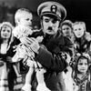 Hitler - Charlie Chaplin
