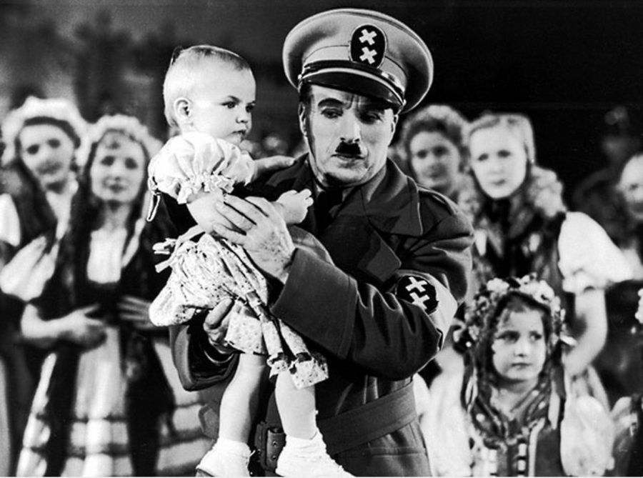 Hitler - Charlie Chaplin