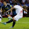 LM, Sevilla-Borussia Mönchengladbach: Ever Banega dává gól z penalty