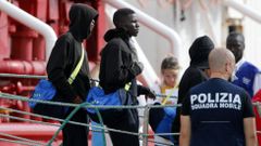 Uprchlíci - Ocean Viking -  policie
