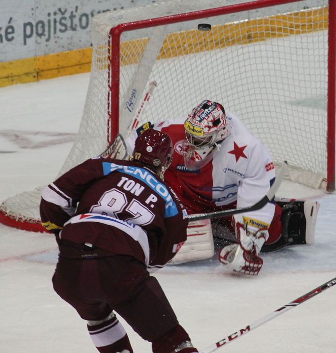 Slavia - Sparta: Ton, Svoboda