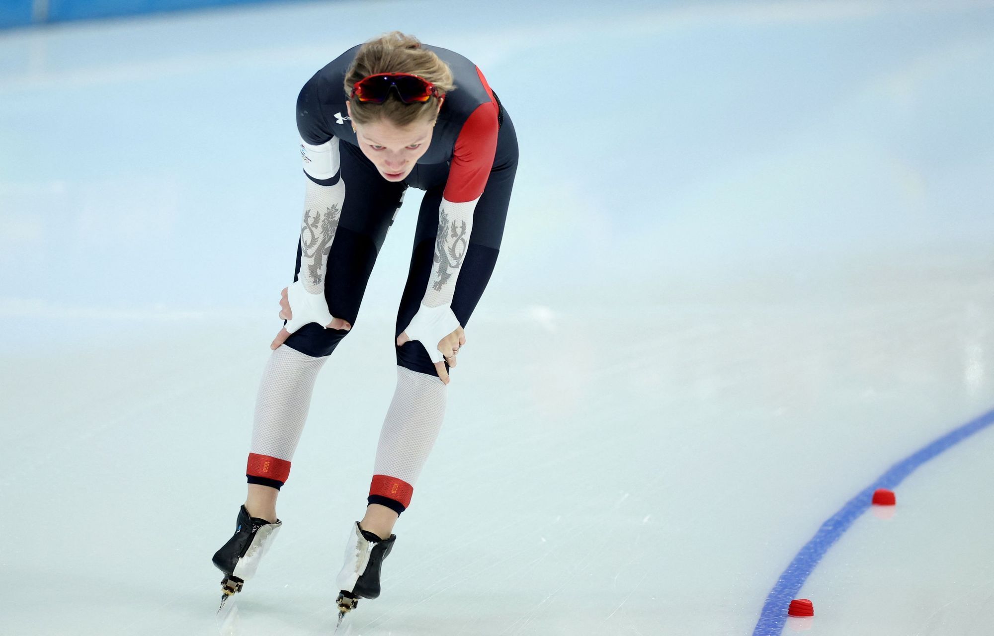 Nikola Zdráhalová v závodě na 3000 metrů na olympiádě v Pekingu 2022