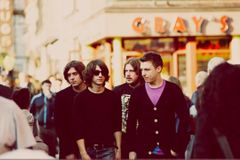 Arctic Monkeys zvolnili a dávají naději na Humbug