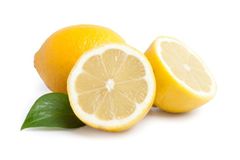 Česko prožívá kyselé léto. Nakupujeme nejdražší citrony v historii, ceny začnou klesat na podzim