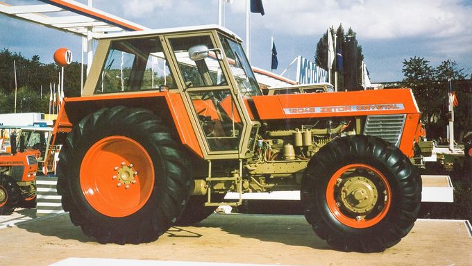 Crystal je jedna z nejslavnějších řad traktorů brněnského Zetoru.