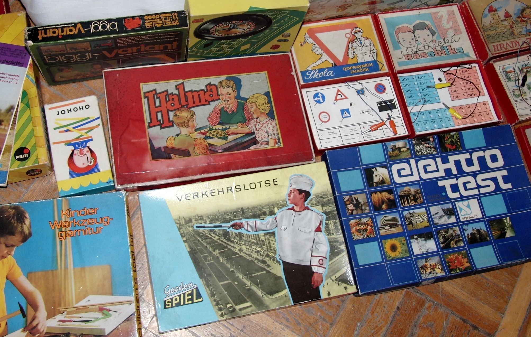 Hračky našeho mládí
