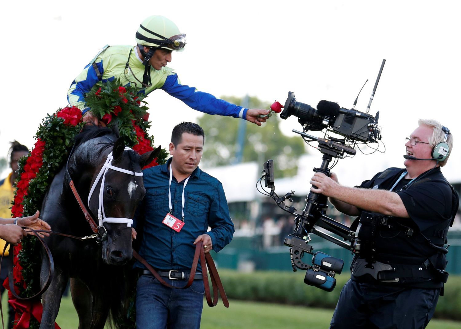 Vítěz Kentucky Derby 2017, kůň Always Dreaming s žokejem Johnem Velazquezem.
